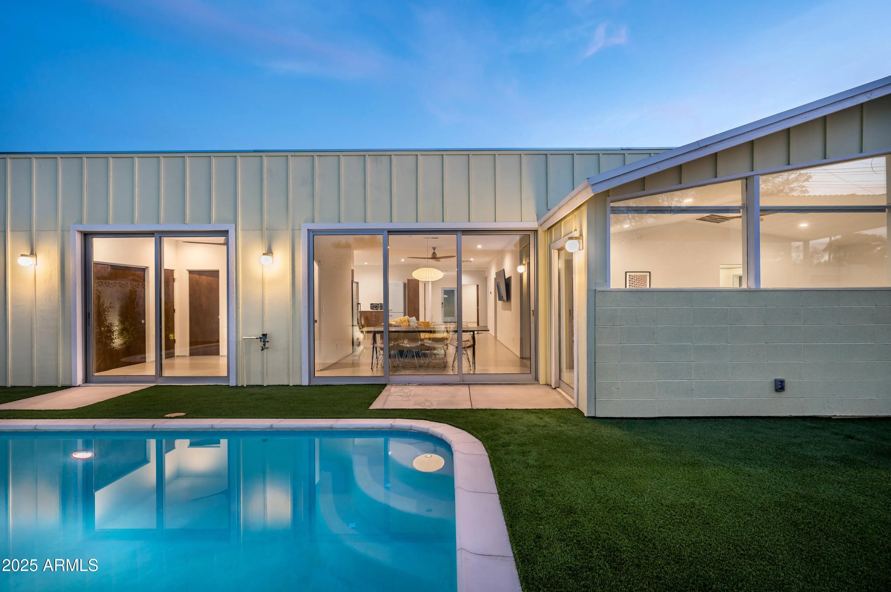 Photo of Listing #6860638