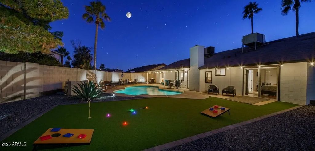 4526 E Paradise Lane, Phoenix