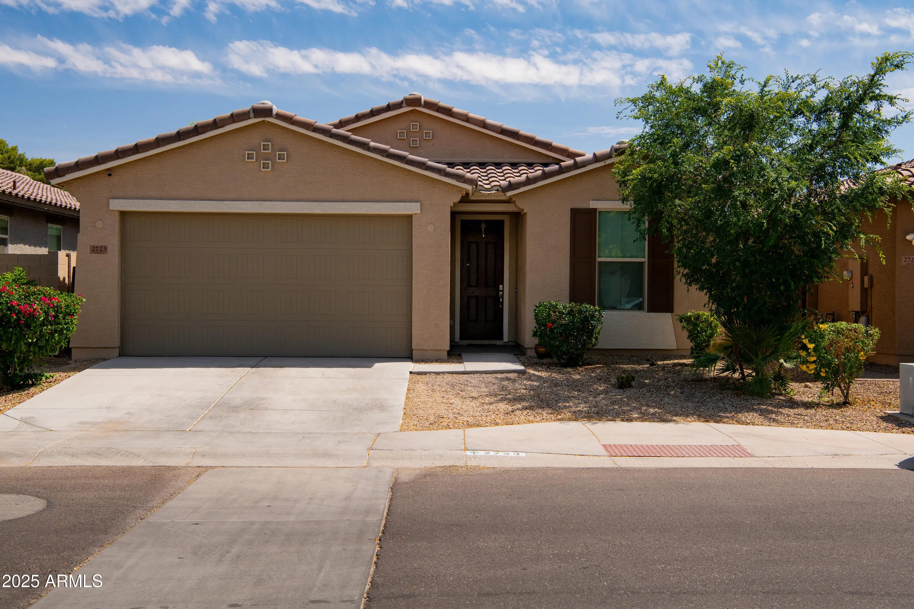 Photo of Listing #6861729