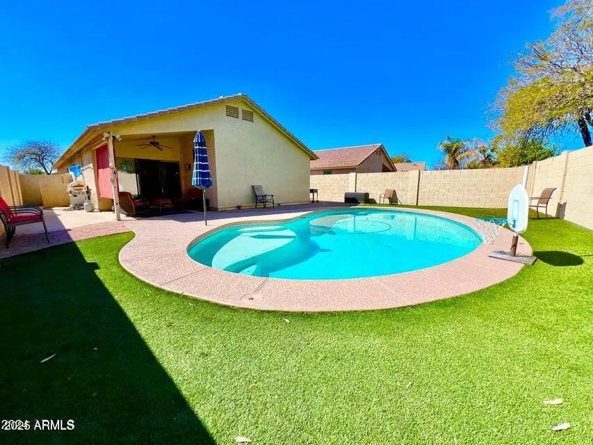 Photo of Listing #6887713