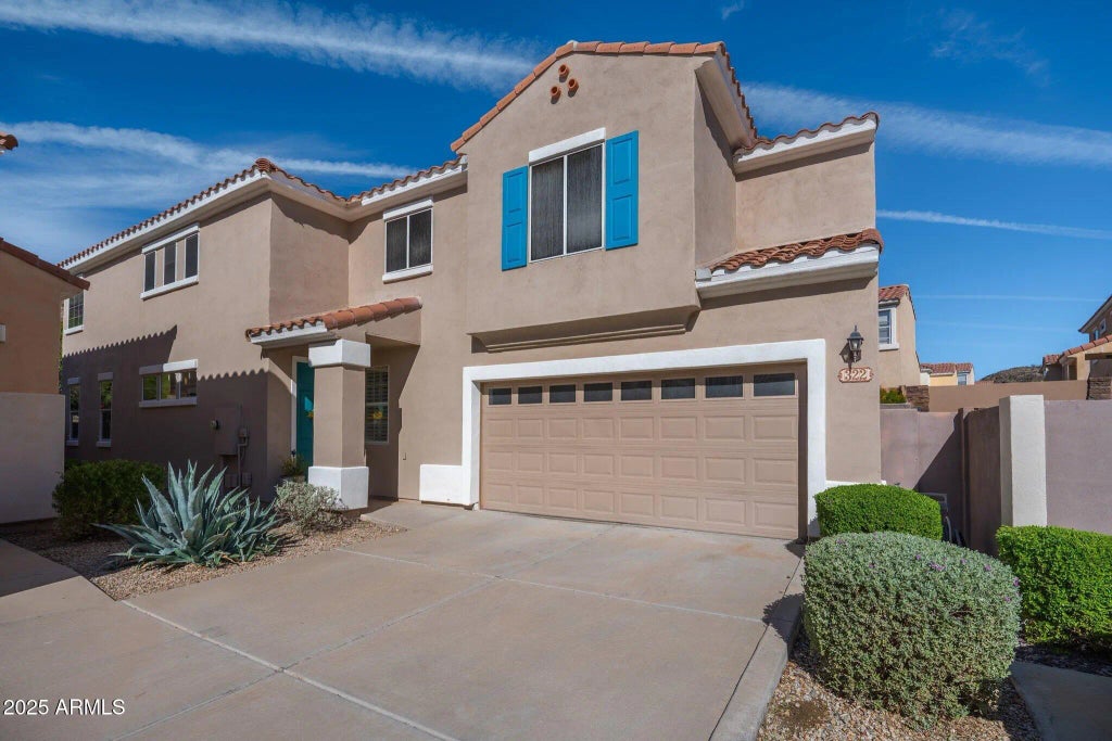 322 W Mountain Sage Drive, Phoenix