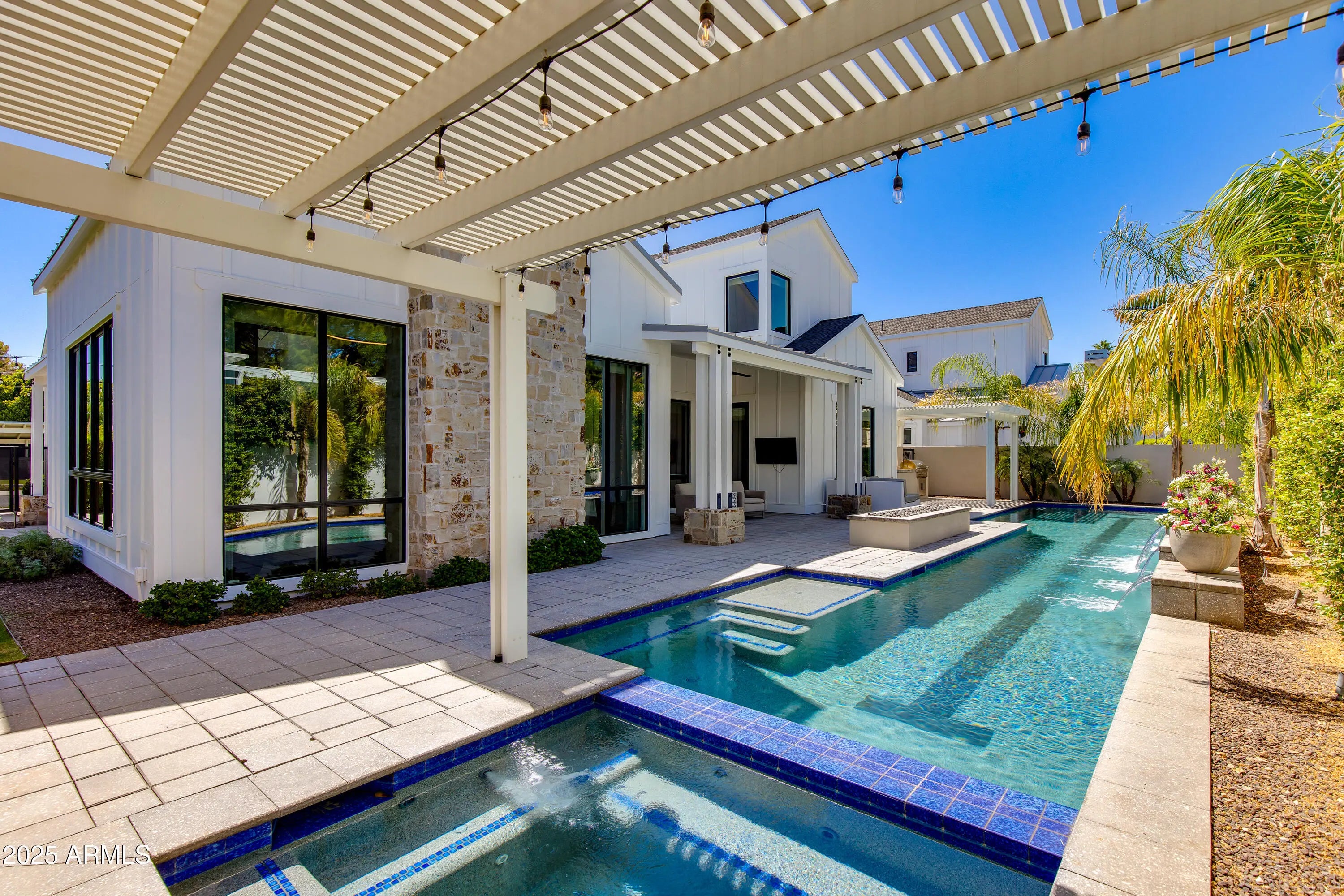 Photo of Listing #6862629