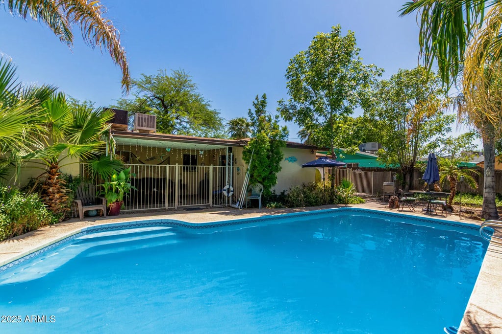 3730 W Tuckey Lane, Phoenix