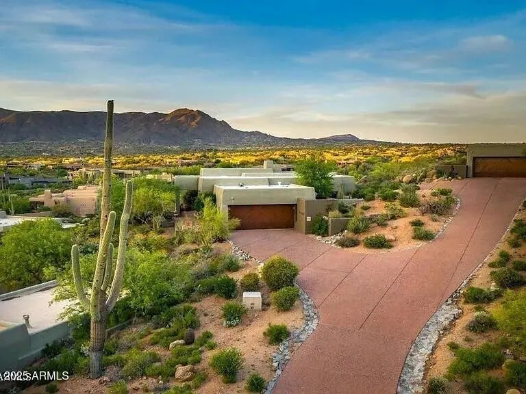 Photo of Listing #6862911