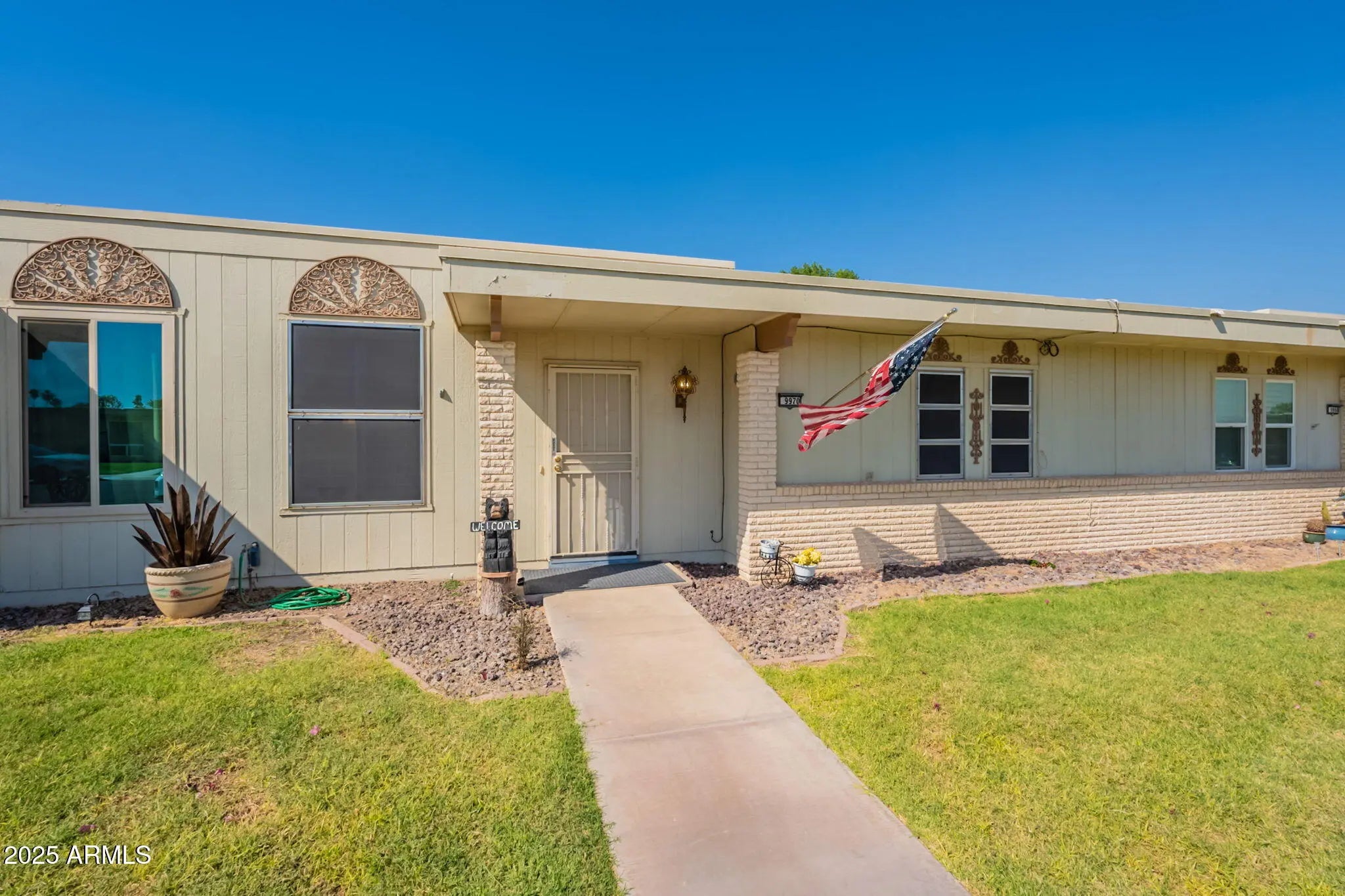 Photo of Listing #6864955