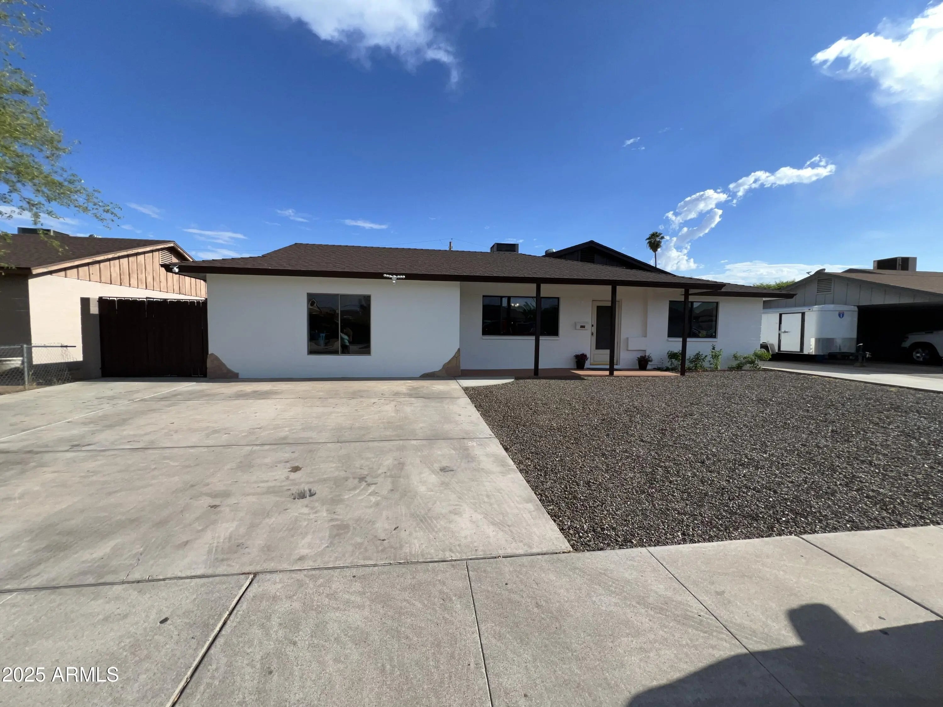 Photo of Listing #6863033