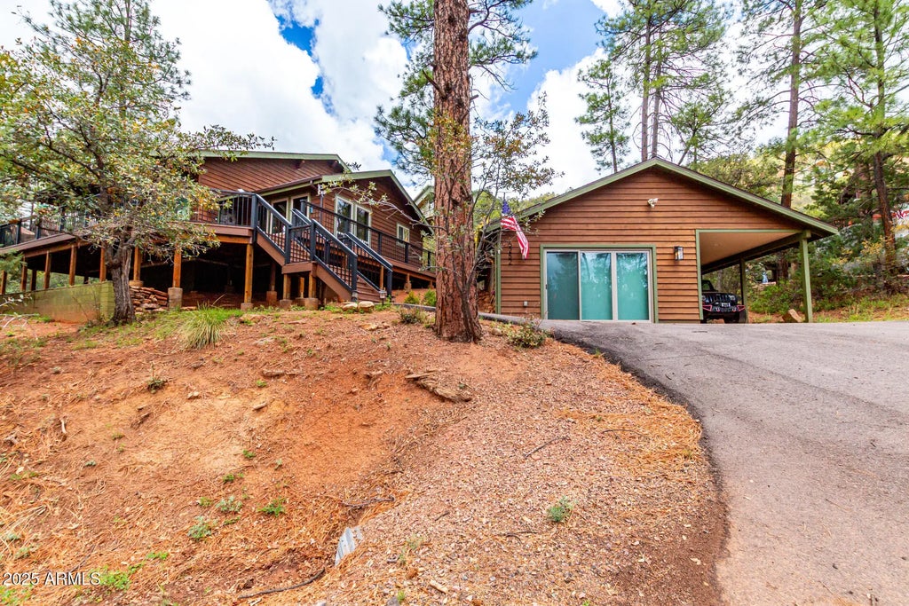 5252 N Bay Drive, Pine