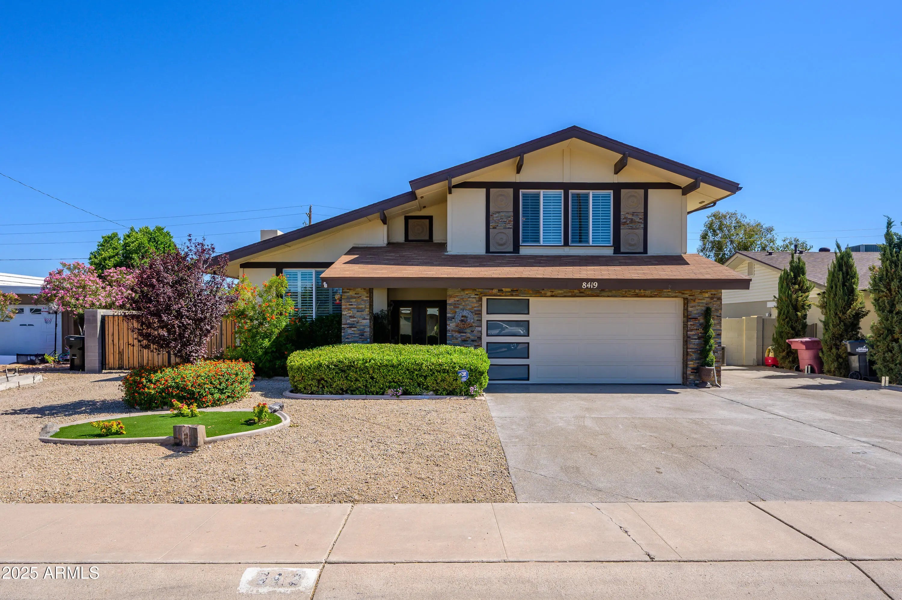 Photo of Listing #6864840