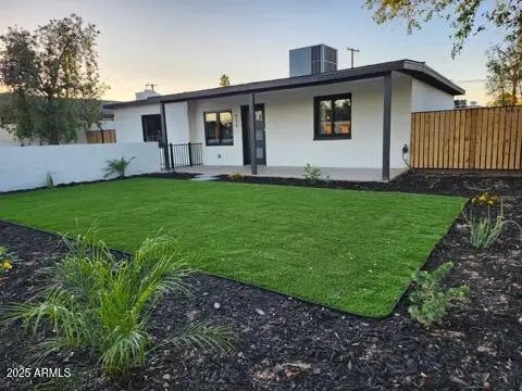 954 E Henry Street, Tempe