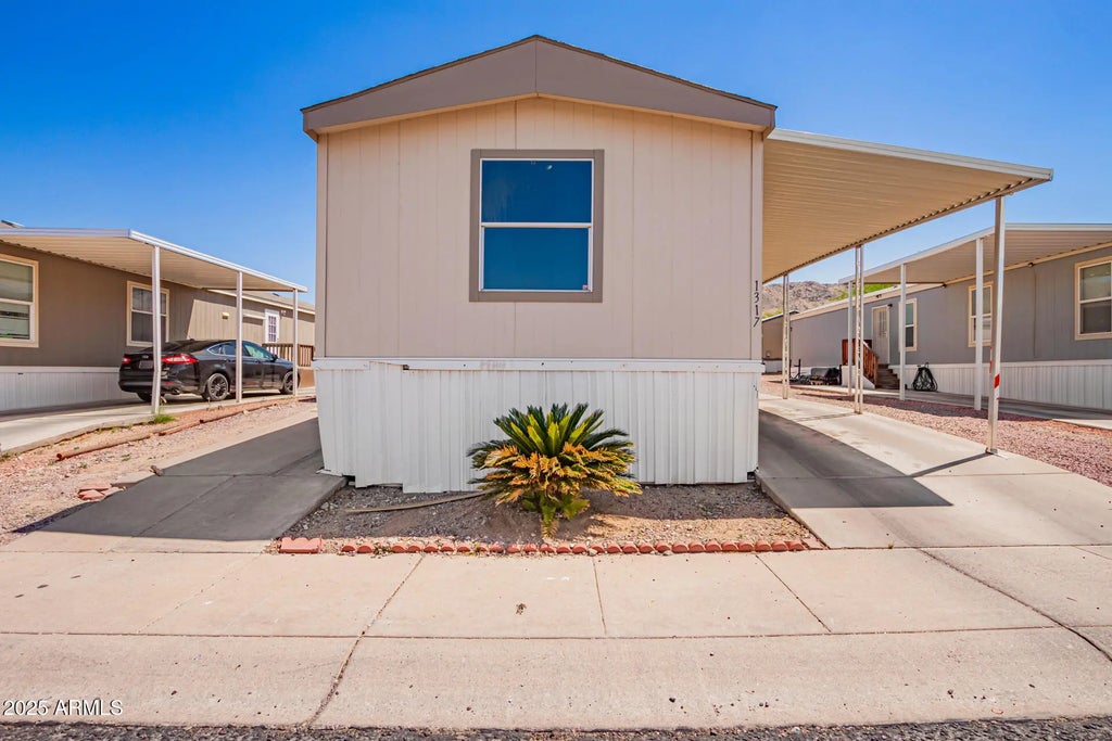 1317 W Summerside Road, Phoenix