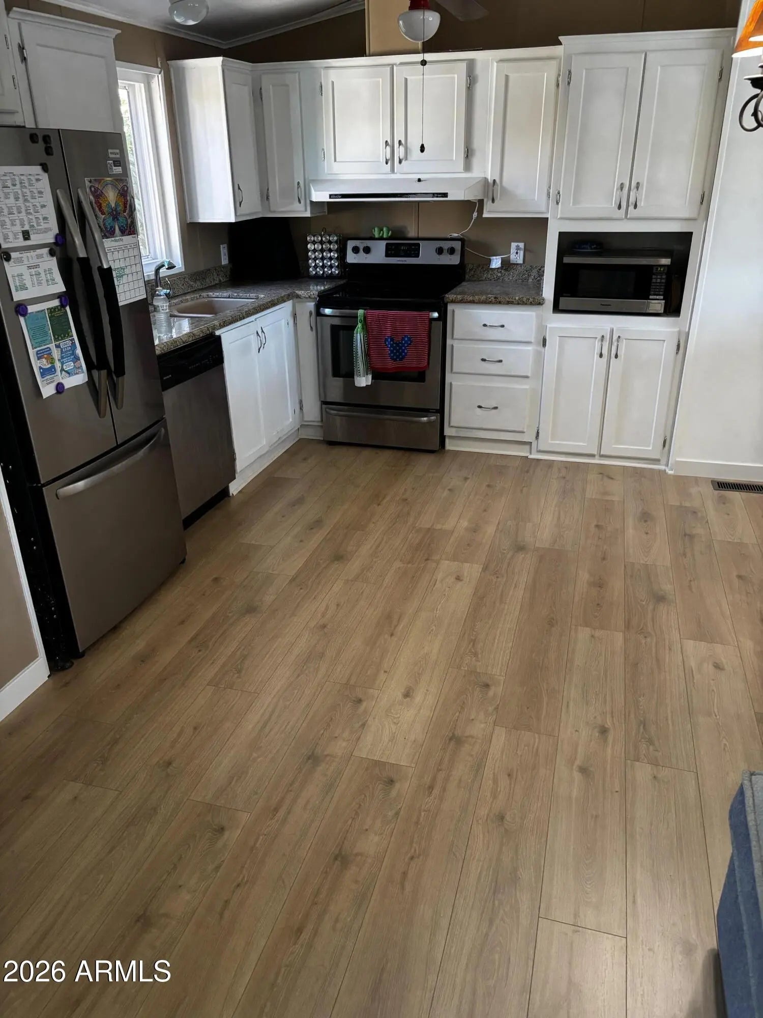 Photo of Listing #6866035