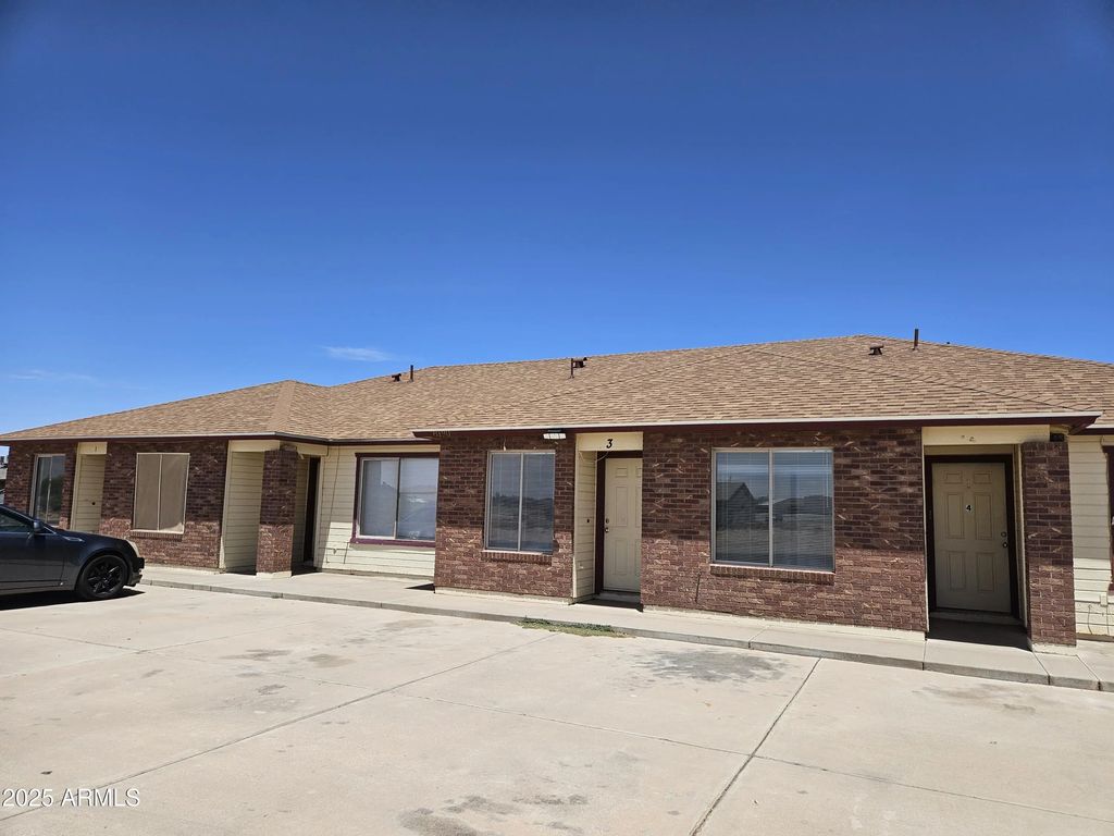 8190 W Serena Drive, Arizona City