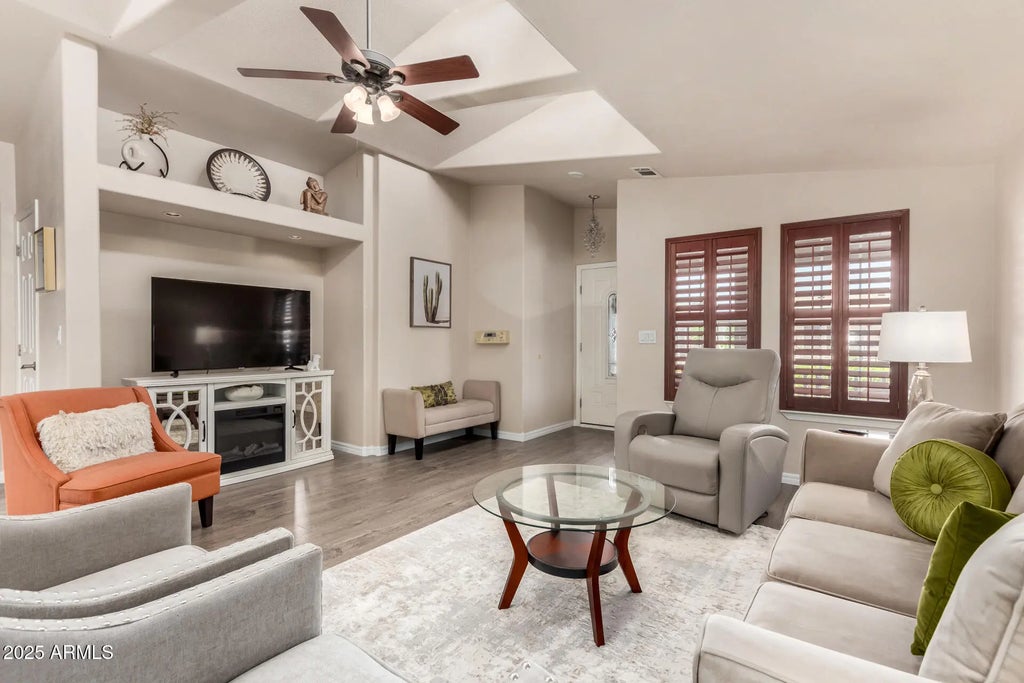 3301 S Goldfield Road (unit 6050), Apache Junction