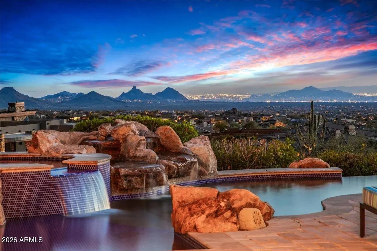 Photo of Listing #6987384