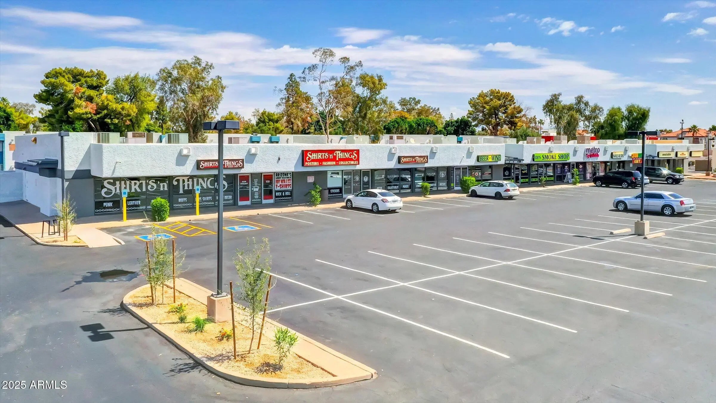 Photo of Listing #6867397