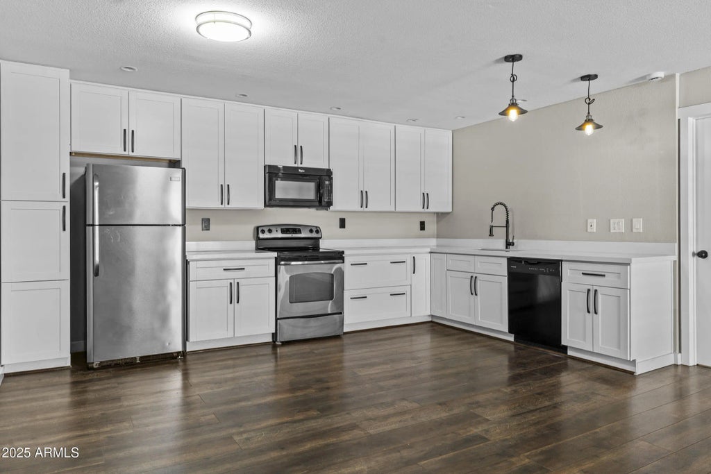 5525 E Thomas Road (unit K16), Phoenix