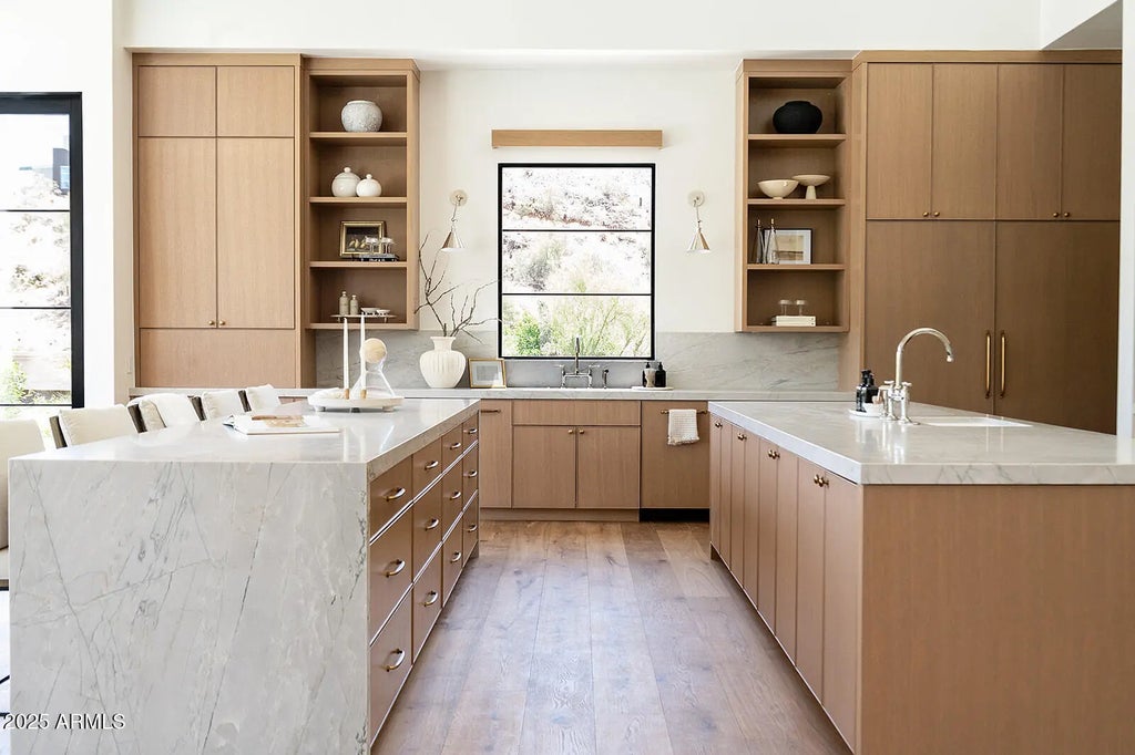 7215 N Black Rock Trail, Paradise Valley