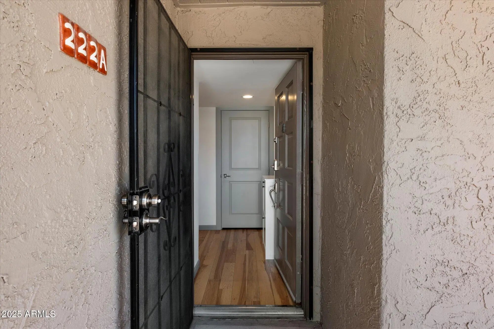 Photo of Listing #6869268