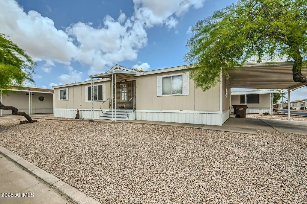 9431 E Coralbell Avenue (unit 14), Mesa