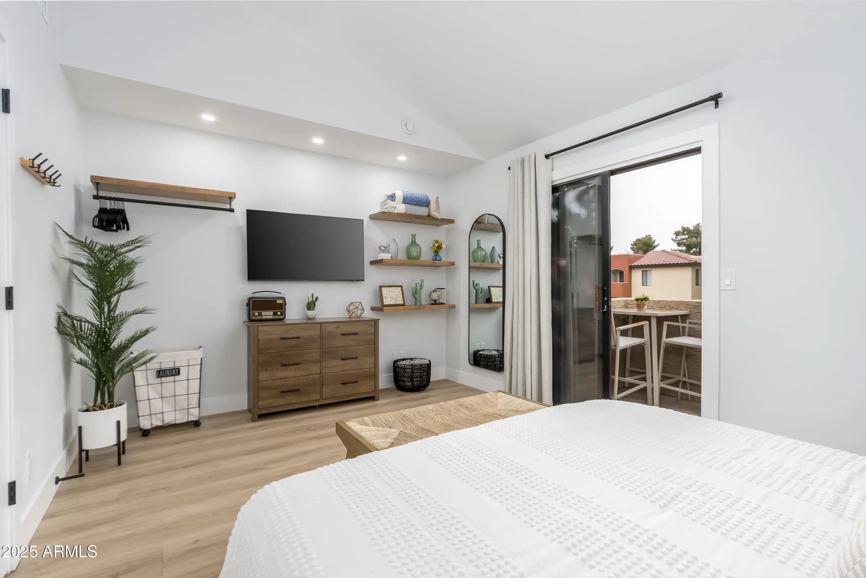 Photo of Listing #6867929