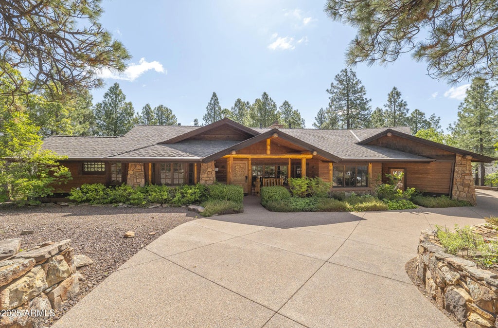 4560 S Saddle Horn, Flagstaff