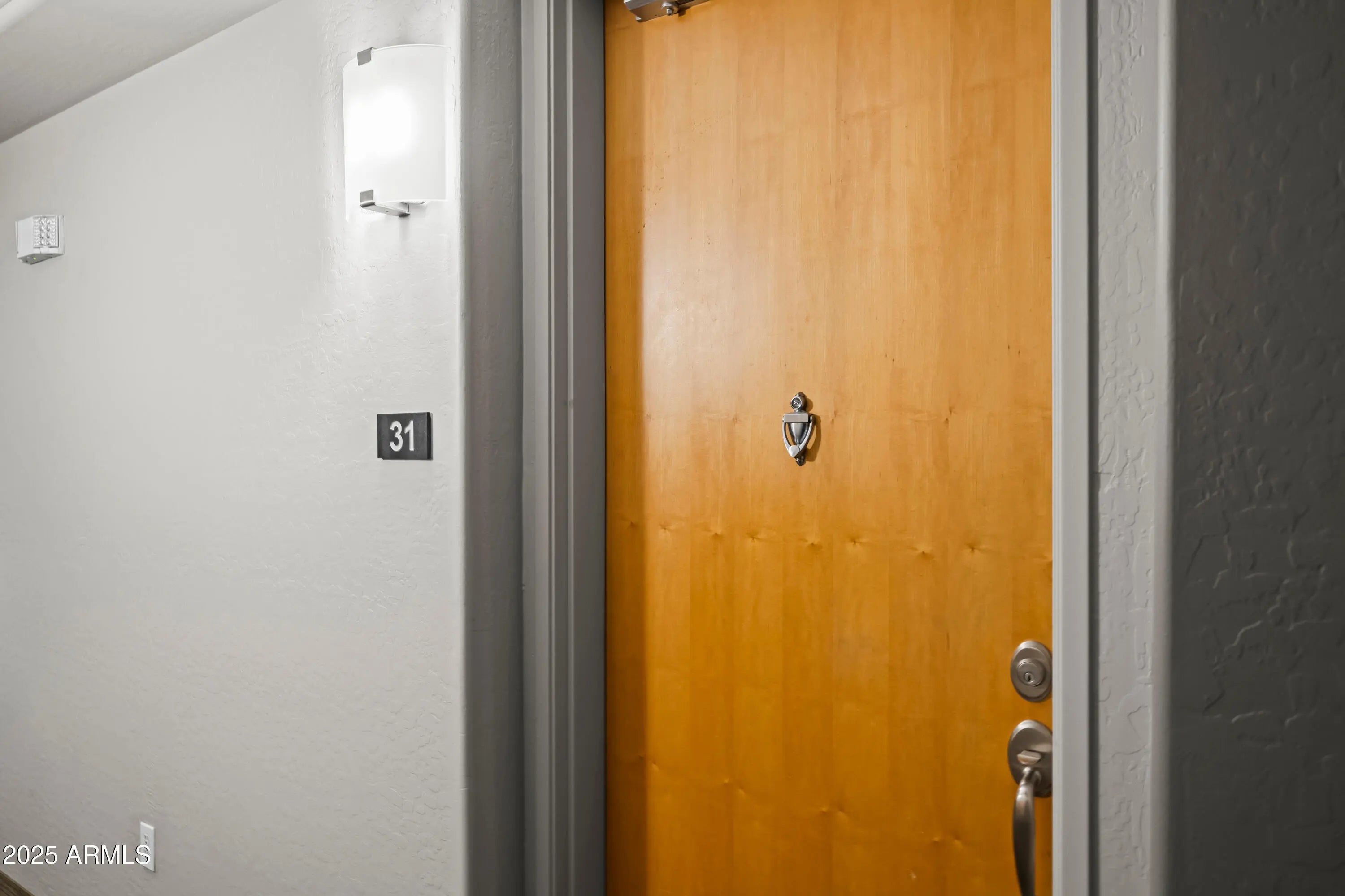 Photo of Listing #6870777