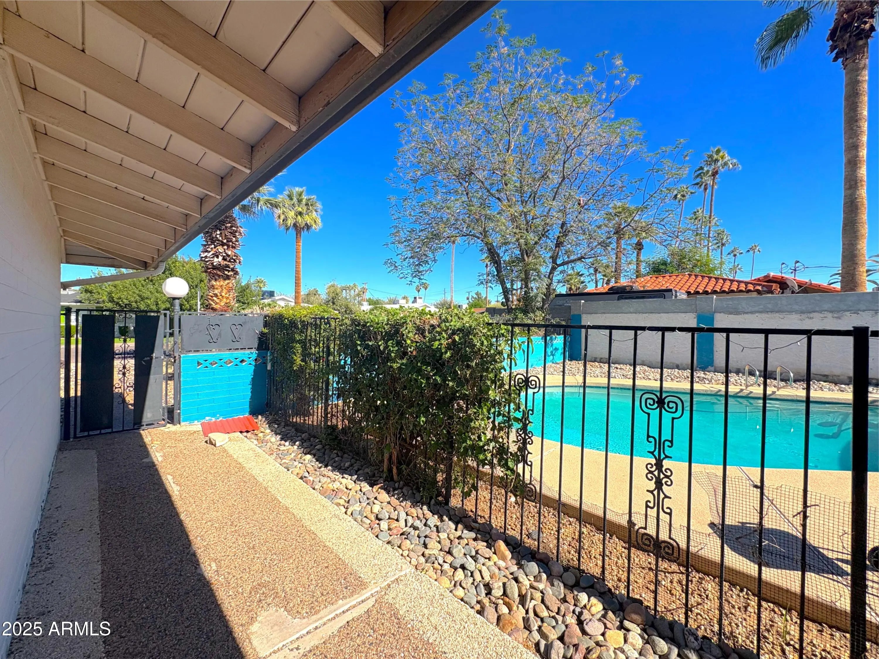 Photo of Listing #6868796