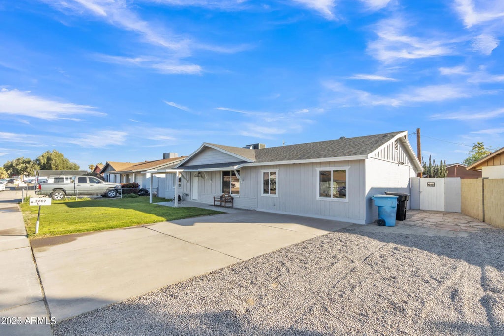 7607 N 42nd Lane, Phoenix