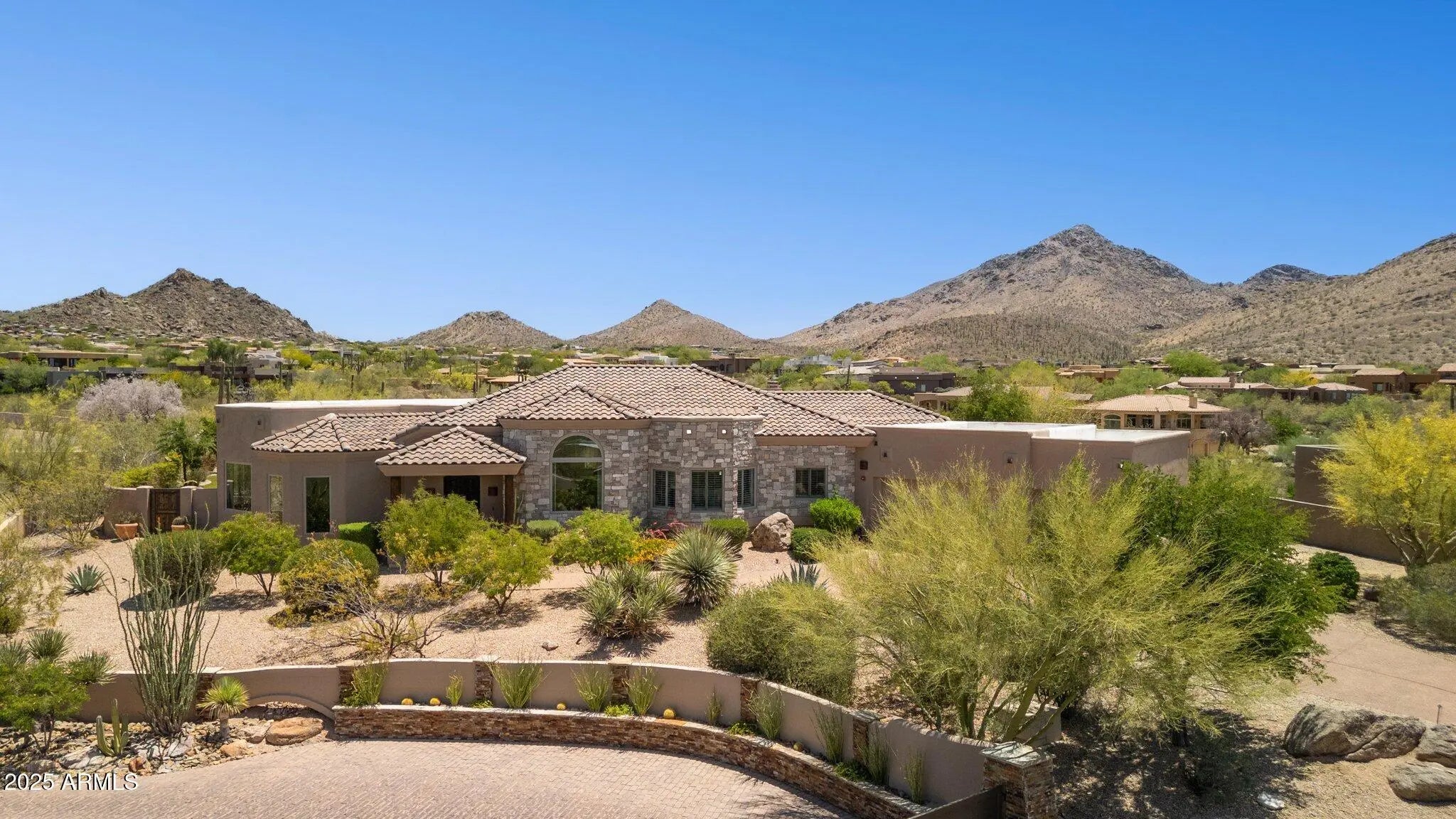 Photo of Listing #6870139