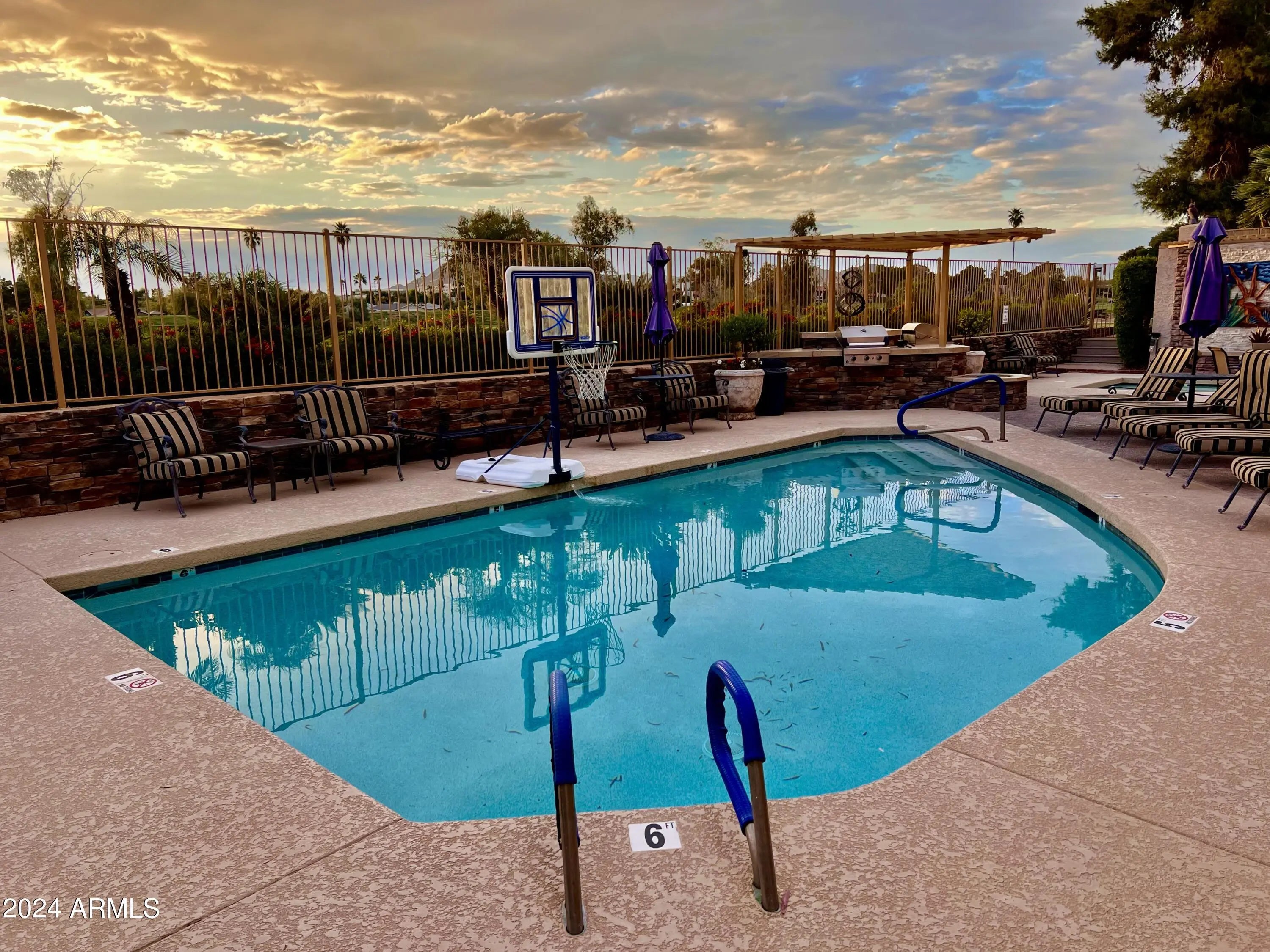 Photo of Listing #6873985