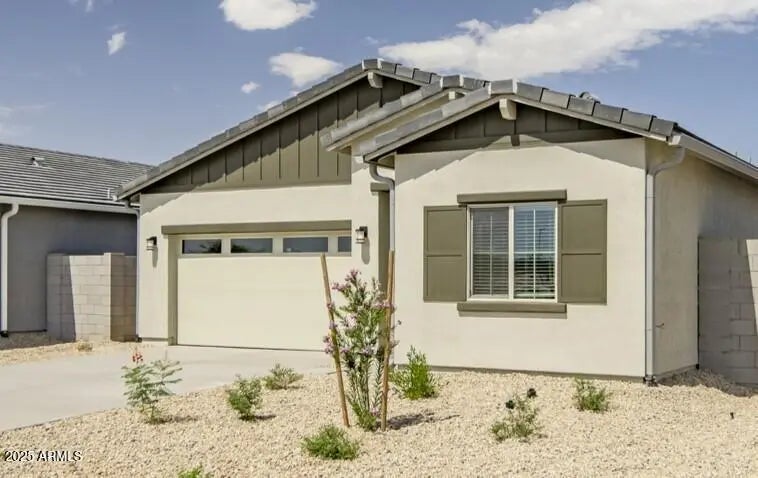 Photo of Listing #6869402