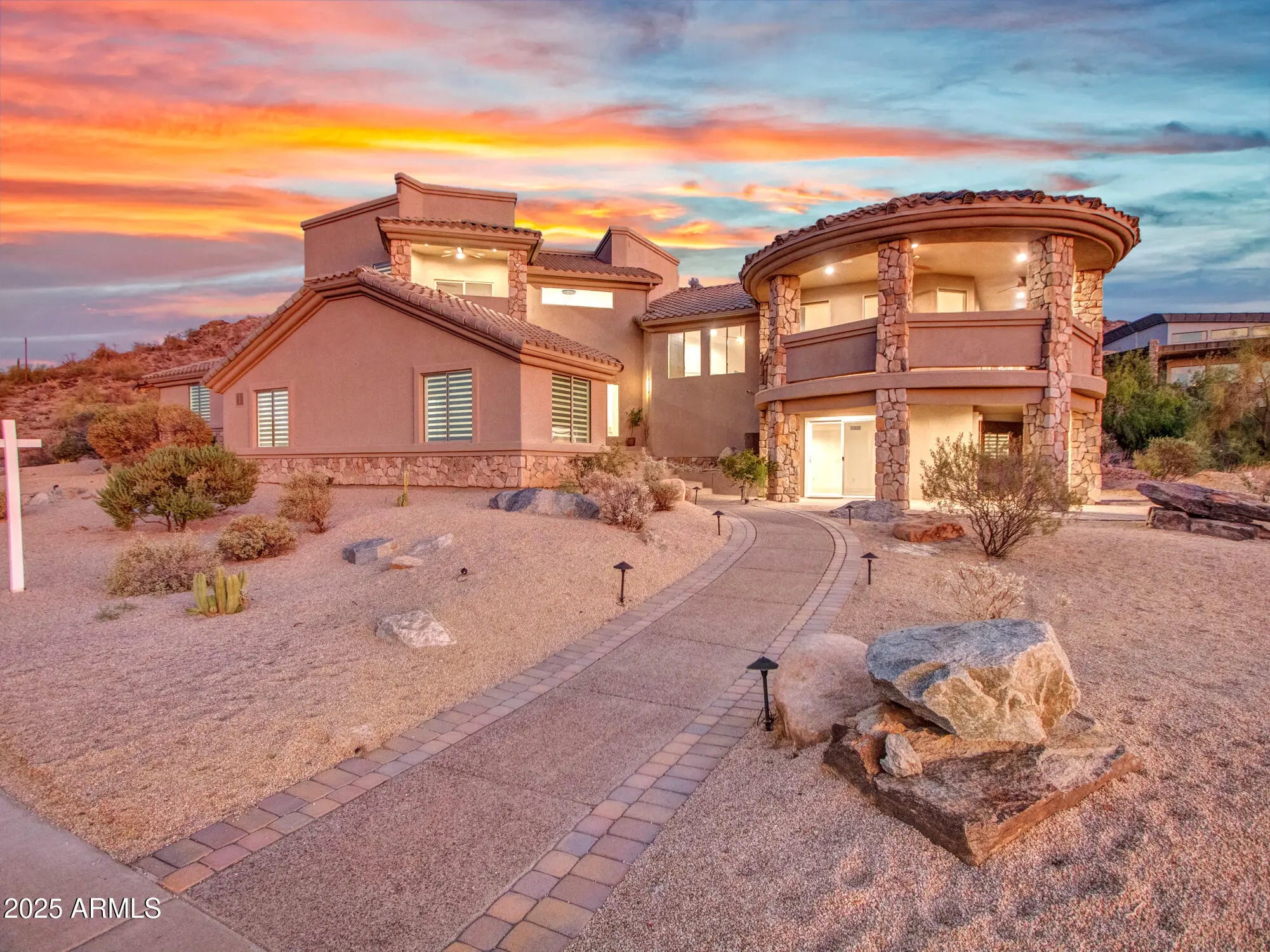 Photo of Listing #6870286