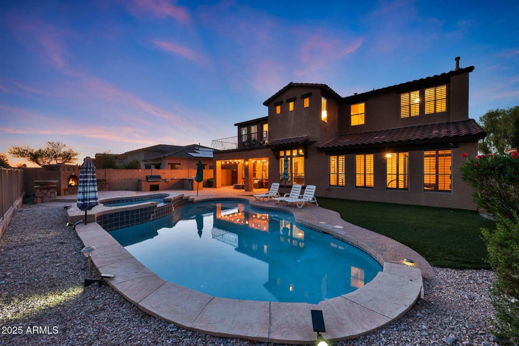 18121 W Las Cruces Drive, Goodyear