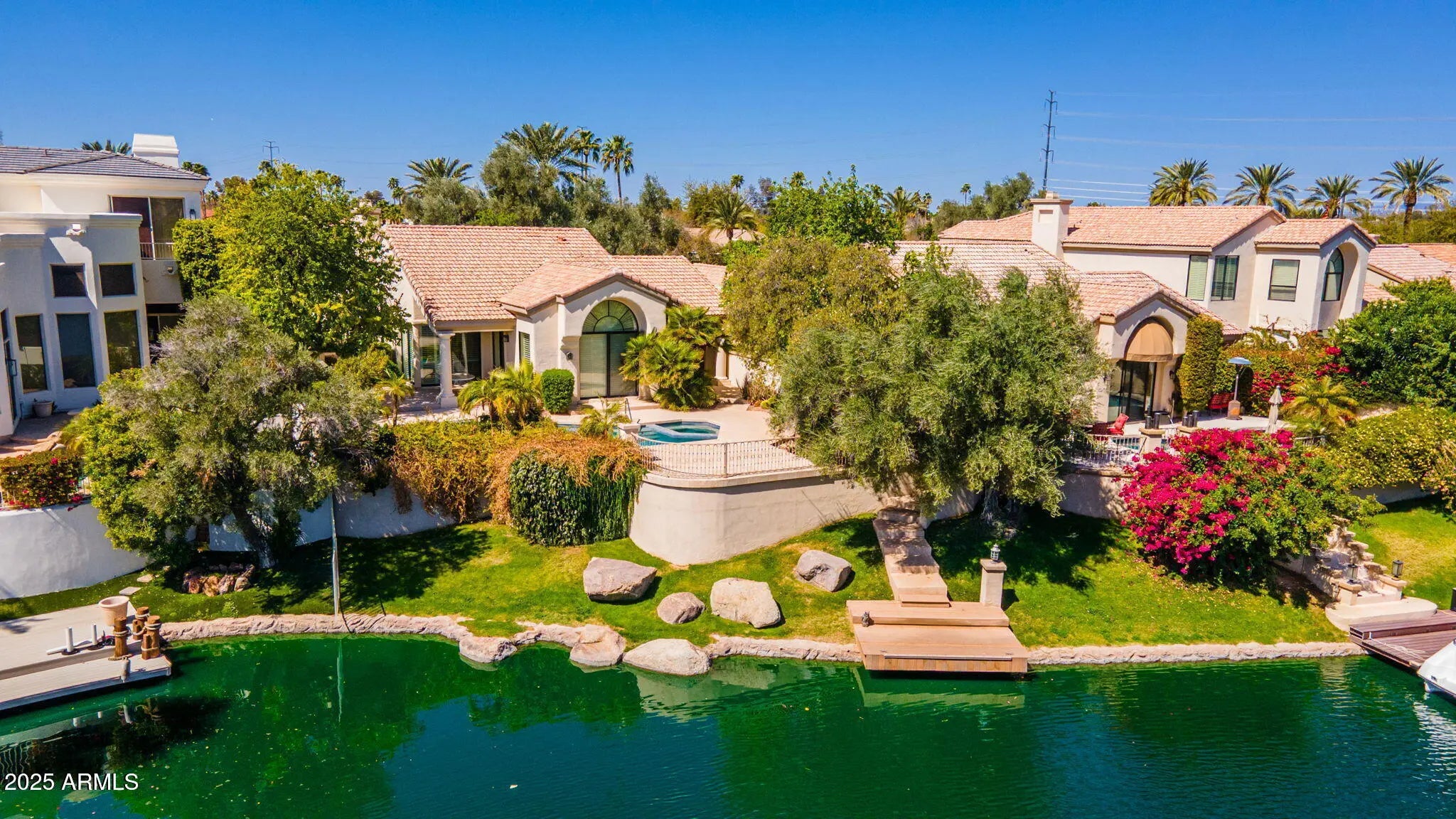 Photo of Listing #6871039