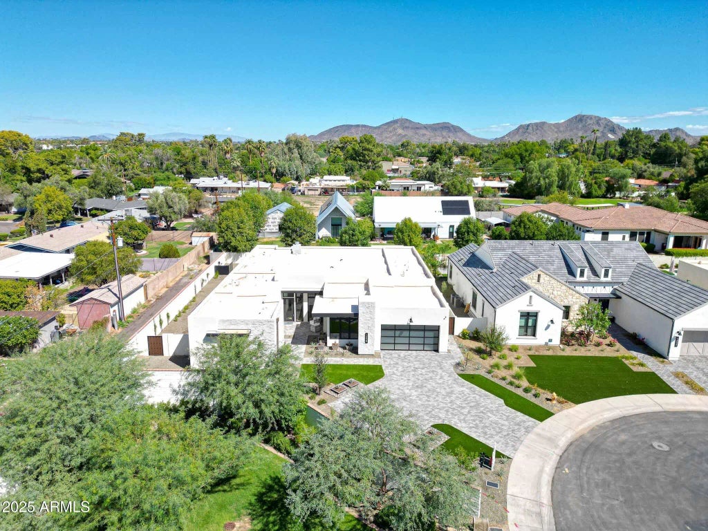 1538 W Wagon Wheel Drive, Phoenix