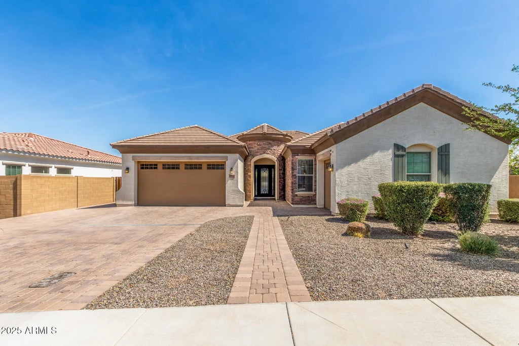 1342 E Milada Drive, Phoenix