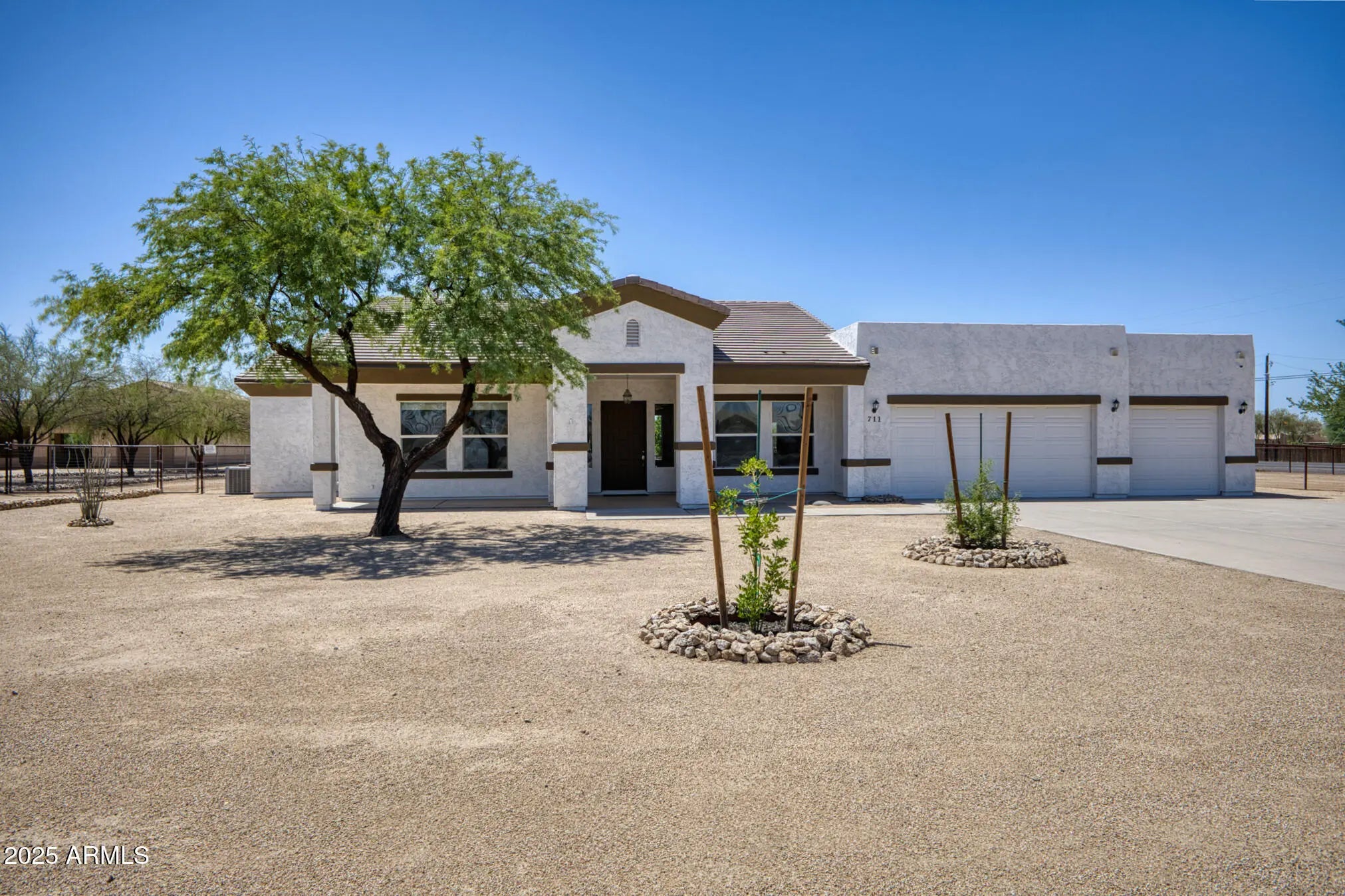 Photo of Listing #6893350