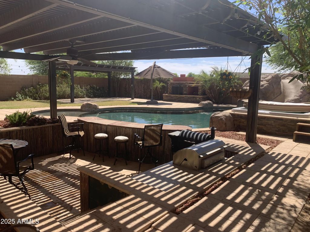 35743 W Cartegna Lane, Maricopa