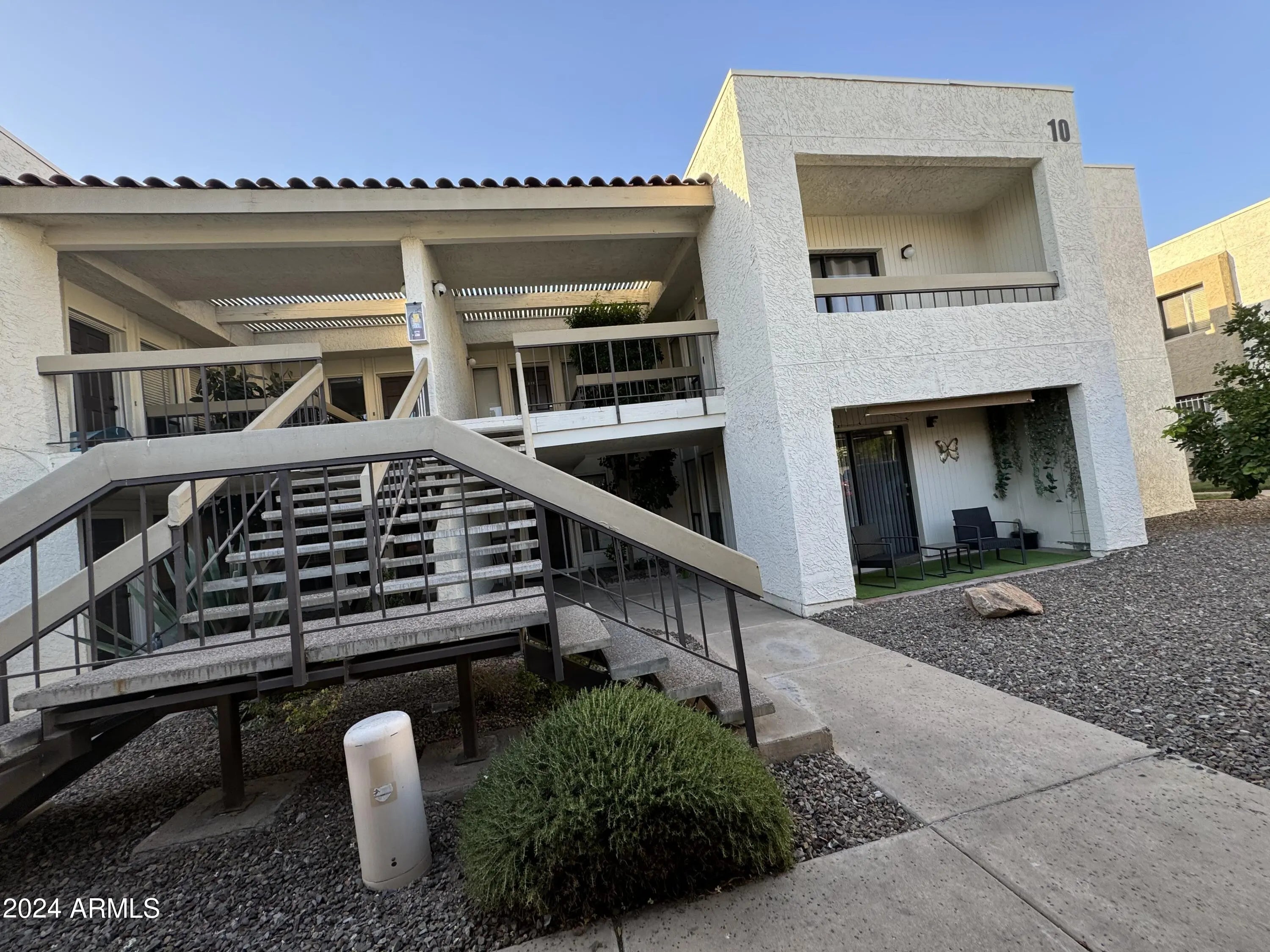 Photo of Listing #6871546