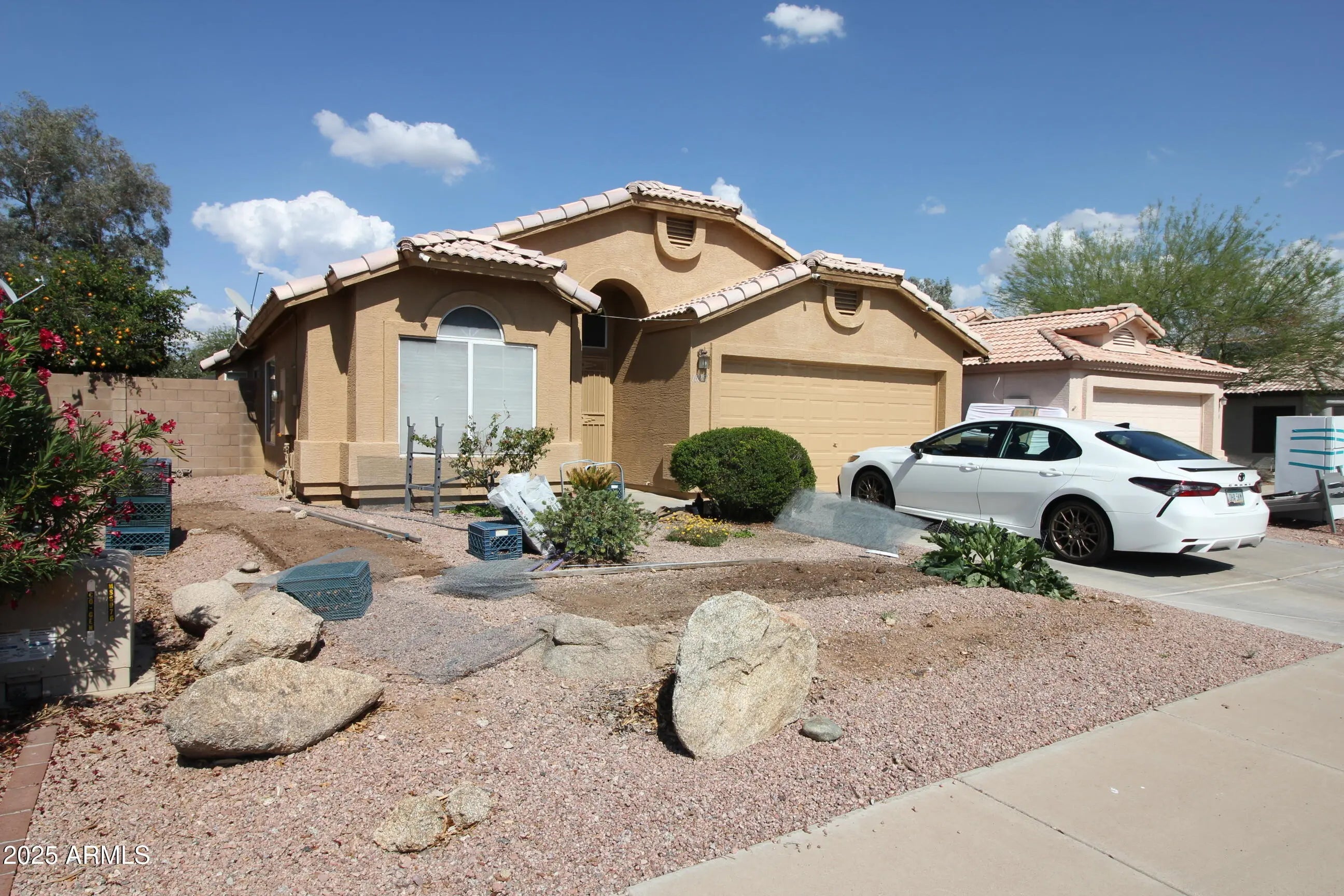 Photo of Listing #6880184