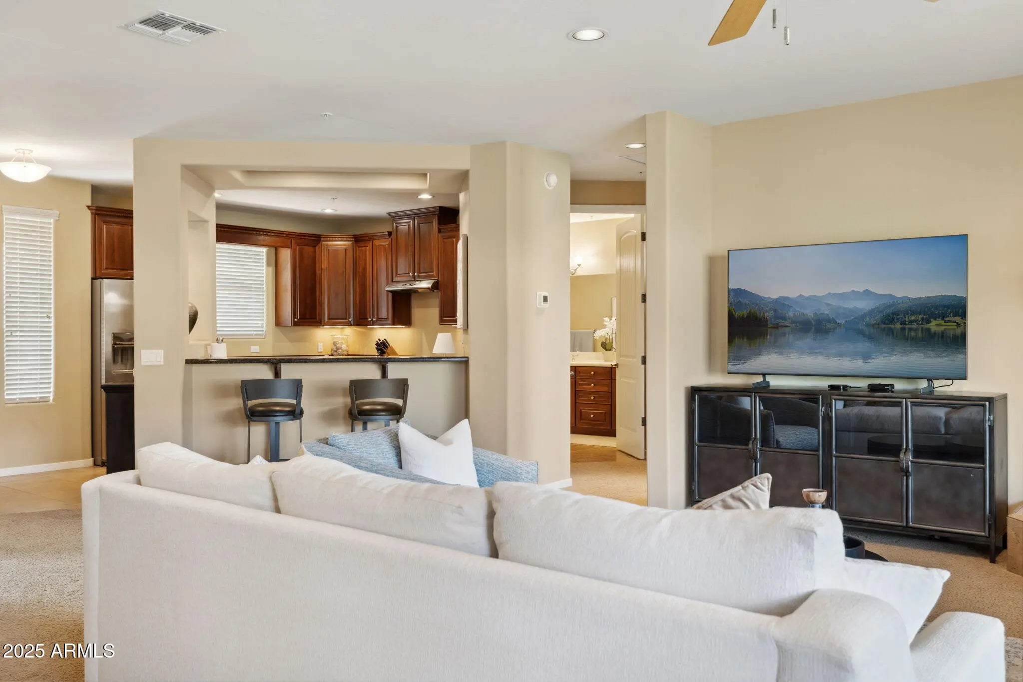 Photo of Listing #6871858