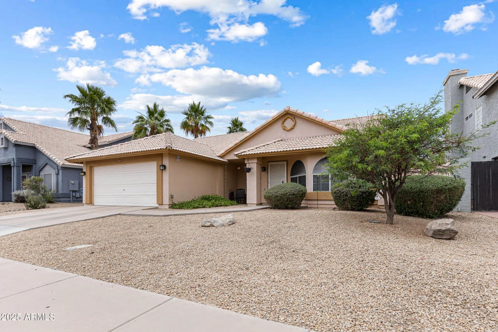 420 N Leoma Lane, Chandler