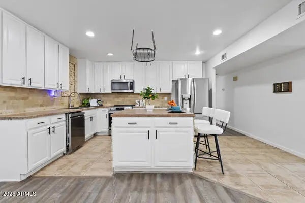 Photo of Listing #6873475