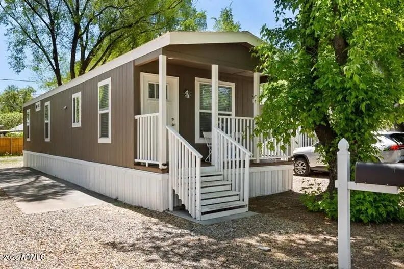 689 Whipple Street (unit 17), Prescott