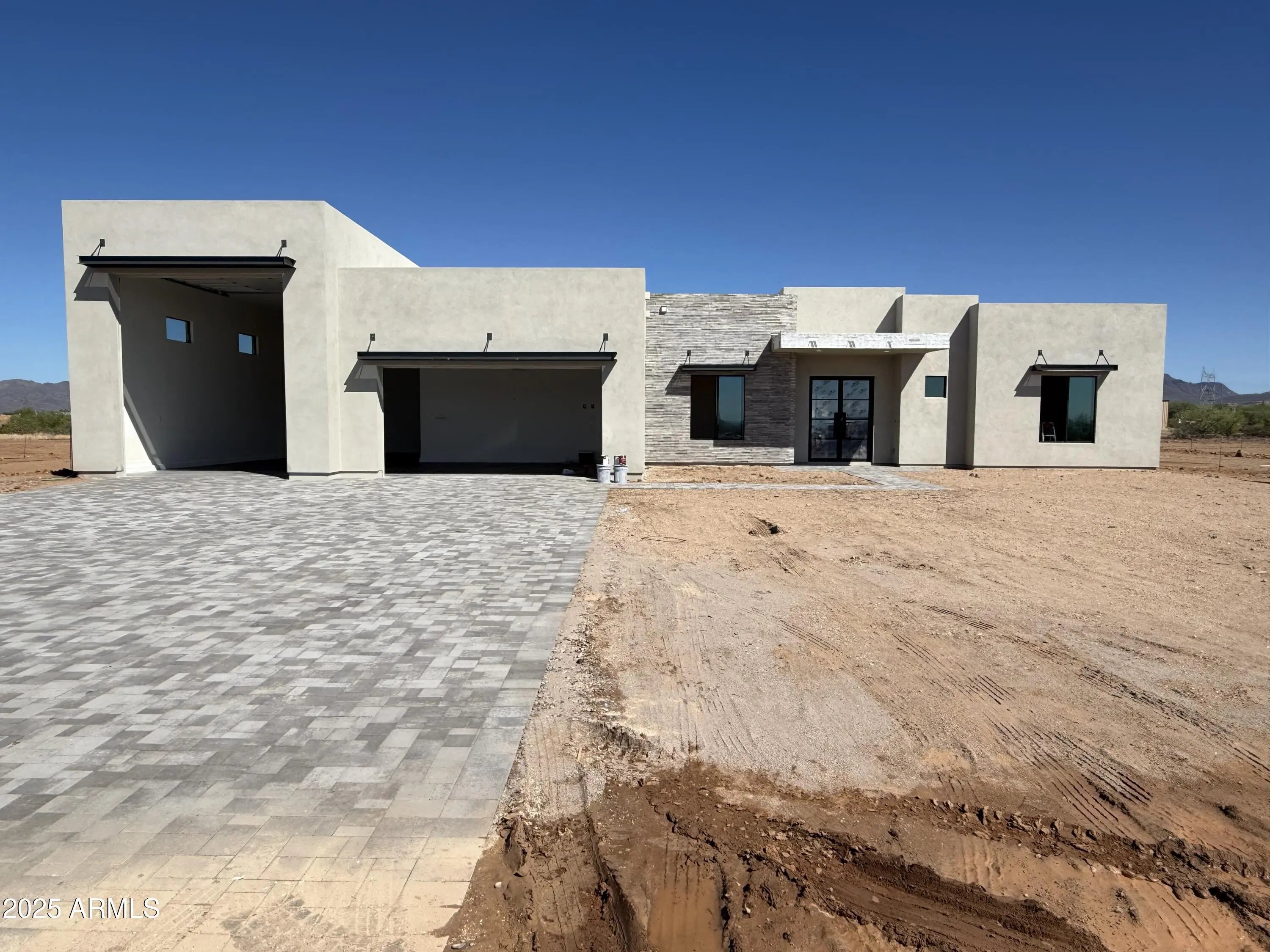 Photo of Listing #6872721