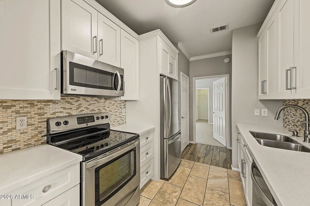 7009 E Acoma Drive (unit 1133), Scottsdale