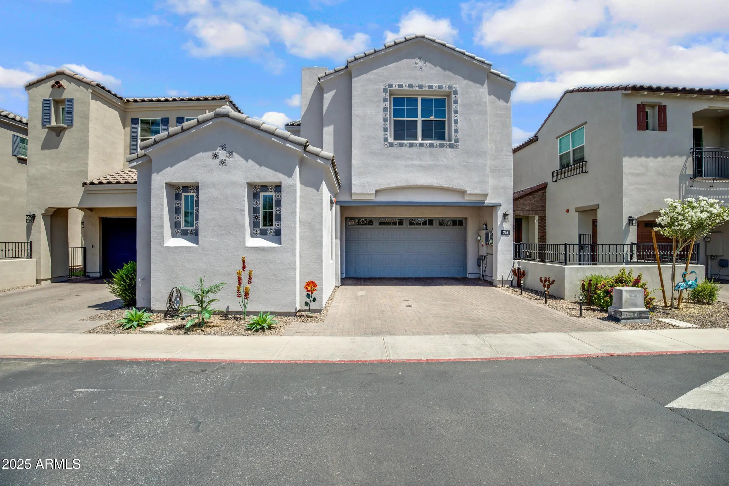 Photo of Listing #6873849