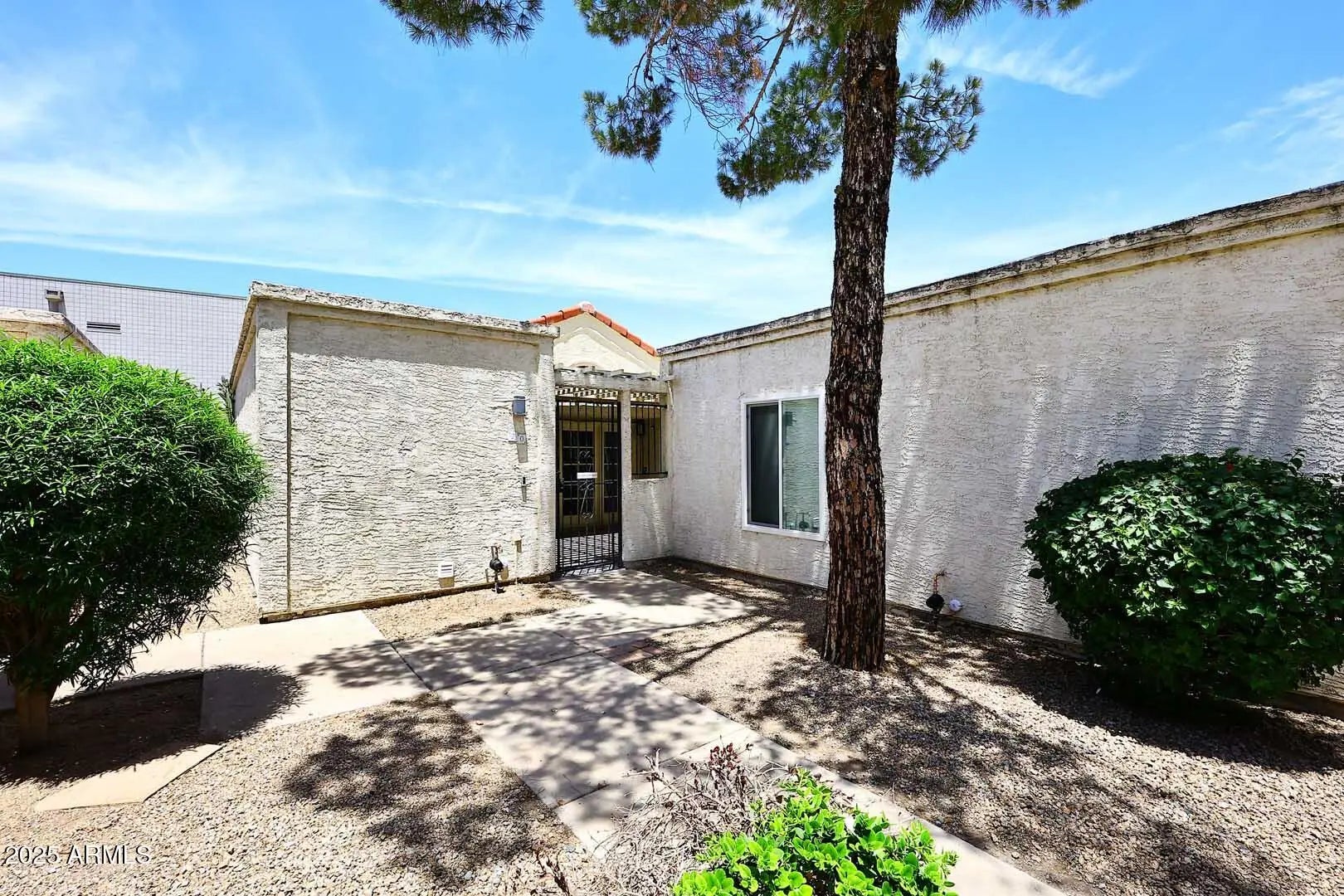 Photo of Listing #6873264