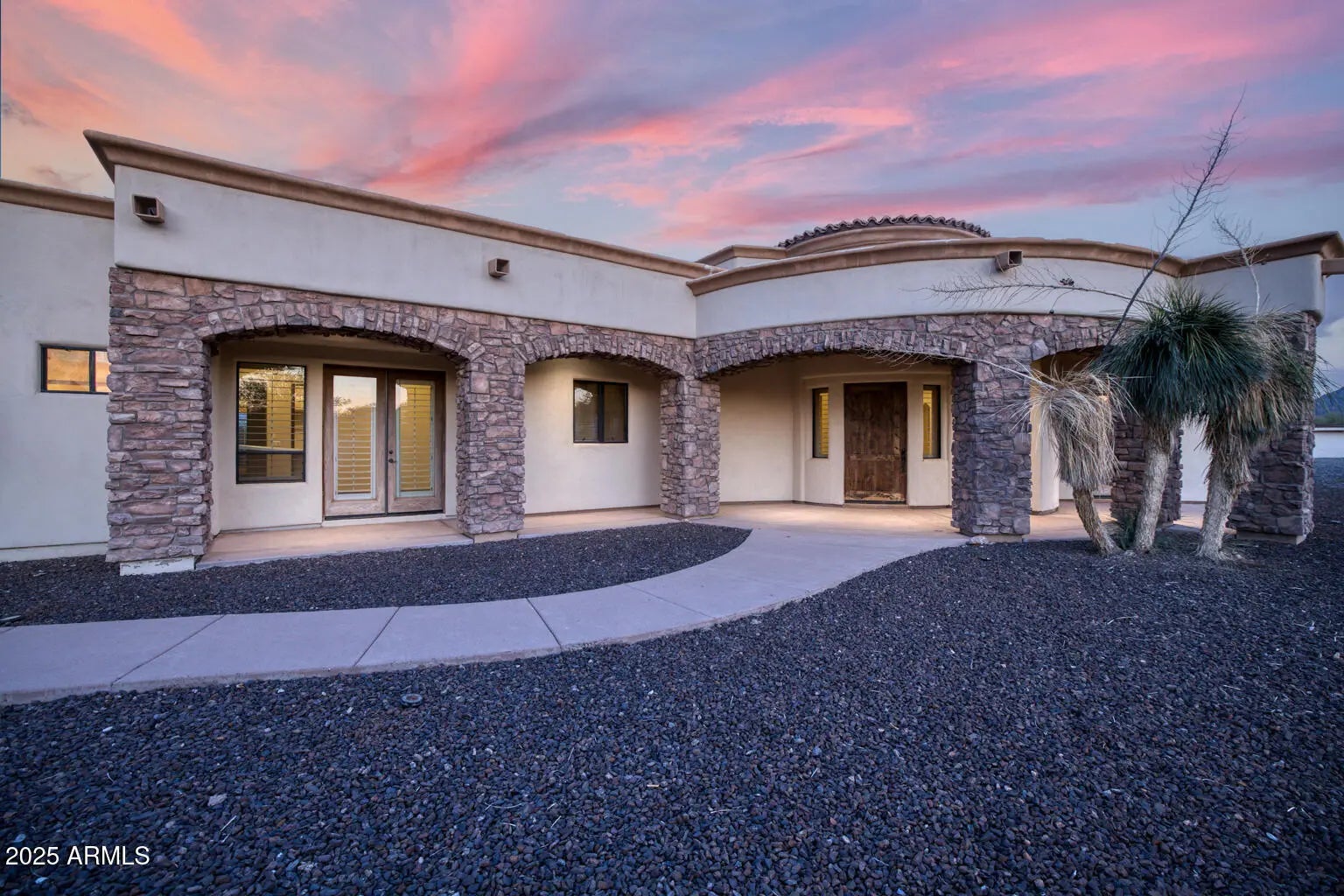 Photo of Listing #6872676