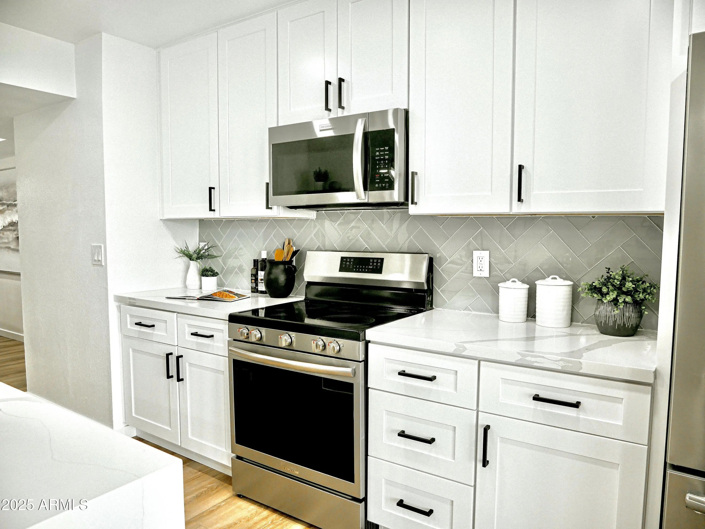 Photo of Listing #6874748